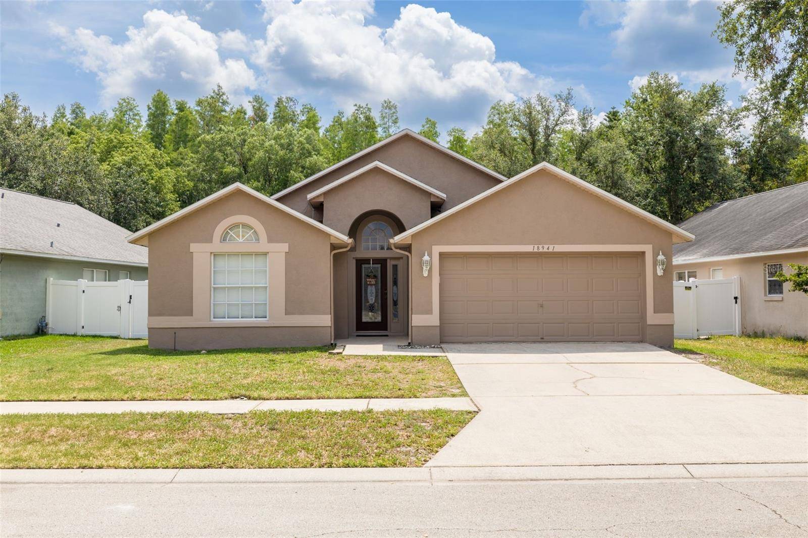 Tampa, FL 33647,18941 TWINBERRY DR