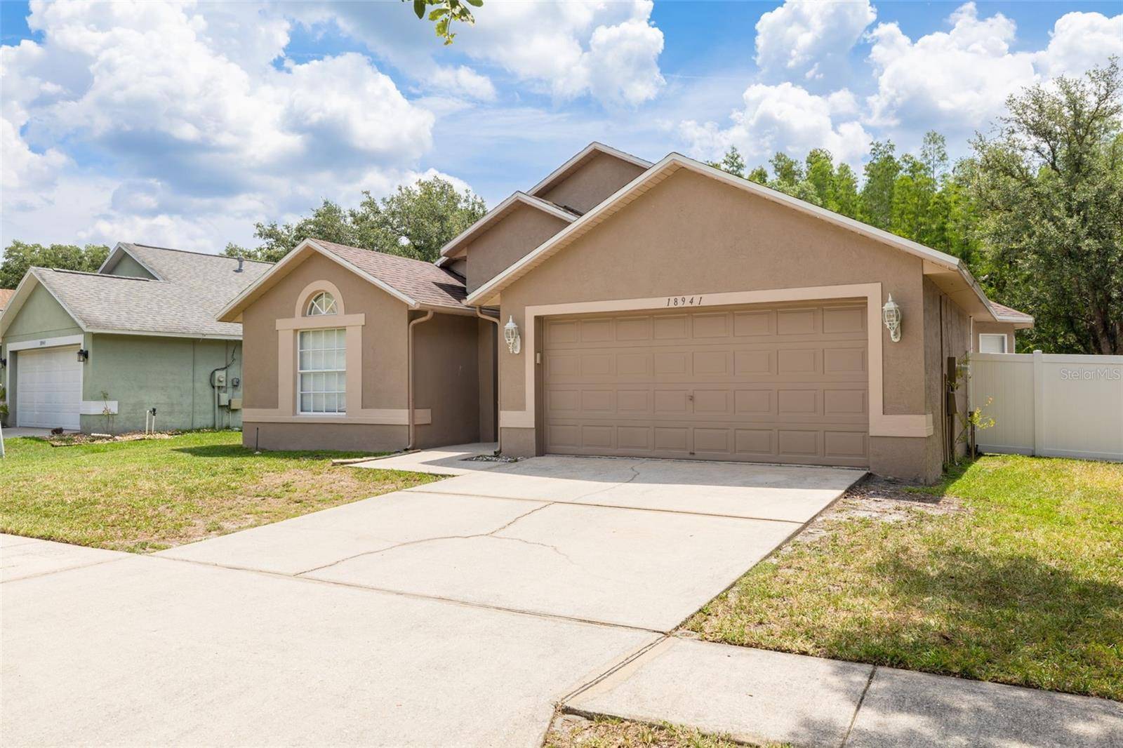 Tampa, FL 33647,18941 TWINBERRY DR
