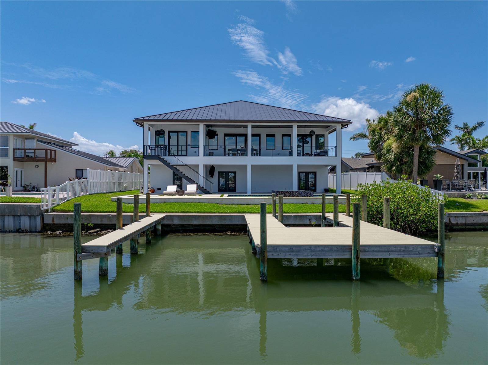 St Petersburg, FL 33707,1037 79TH ST S