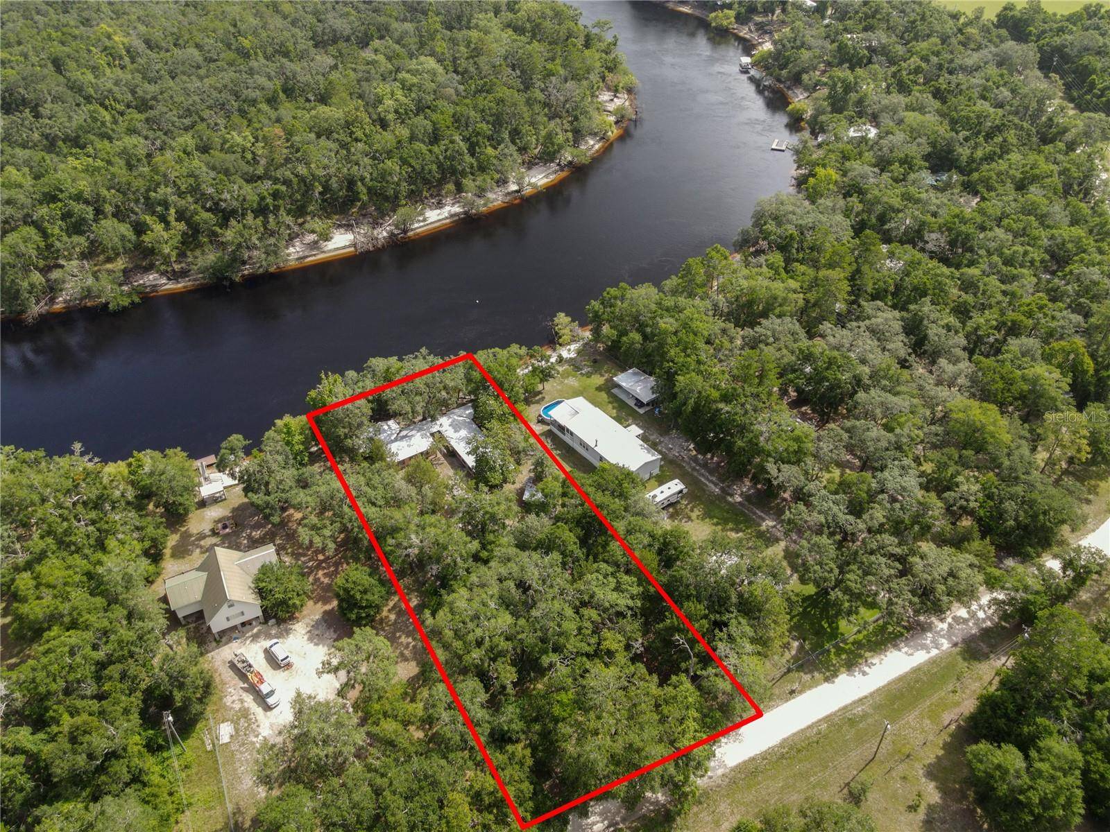 Branford, FL 32008,148 SE RIVERSIDE WEST DR