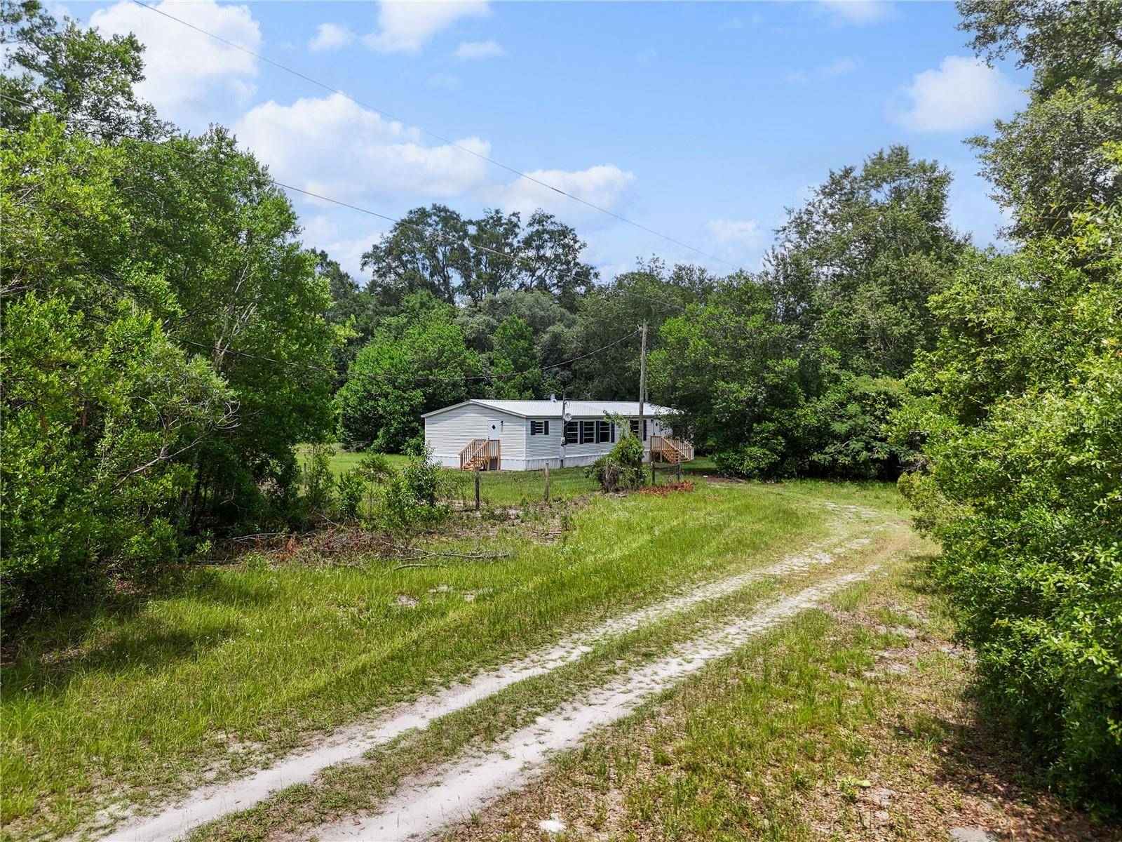 Bell, FL 32619,600 SW 15TH CT