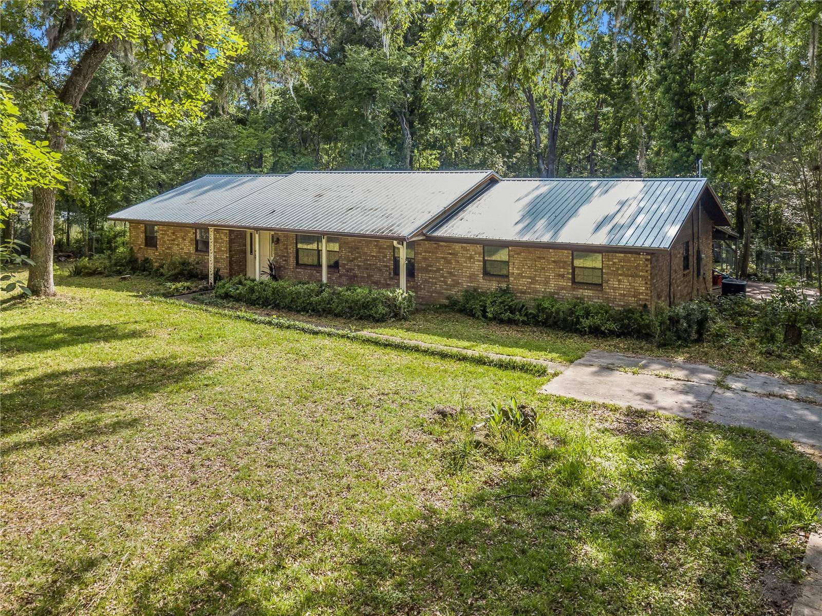 Gainesville, FL 32606,820 NW 109TH DR