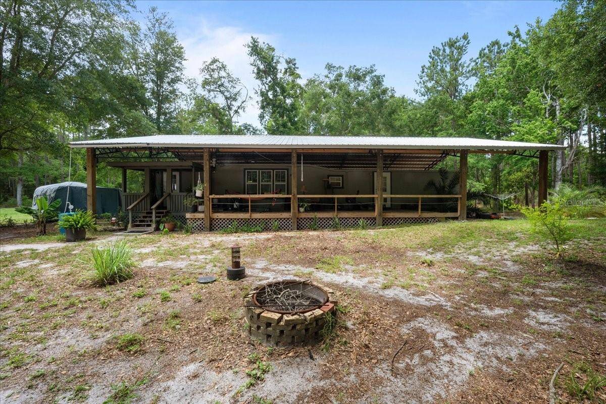 Hawthorne, FL 32640,21329 SE 111TH AVE
