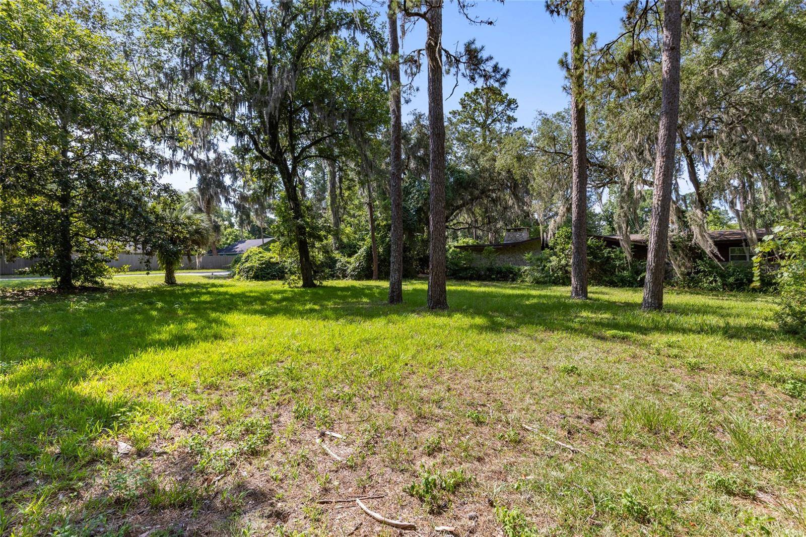 Gainesville, FL 32608,2107 SW WILLISTON RD