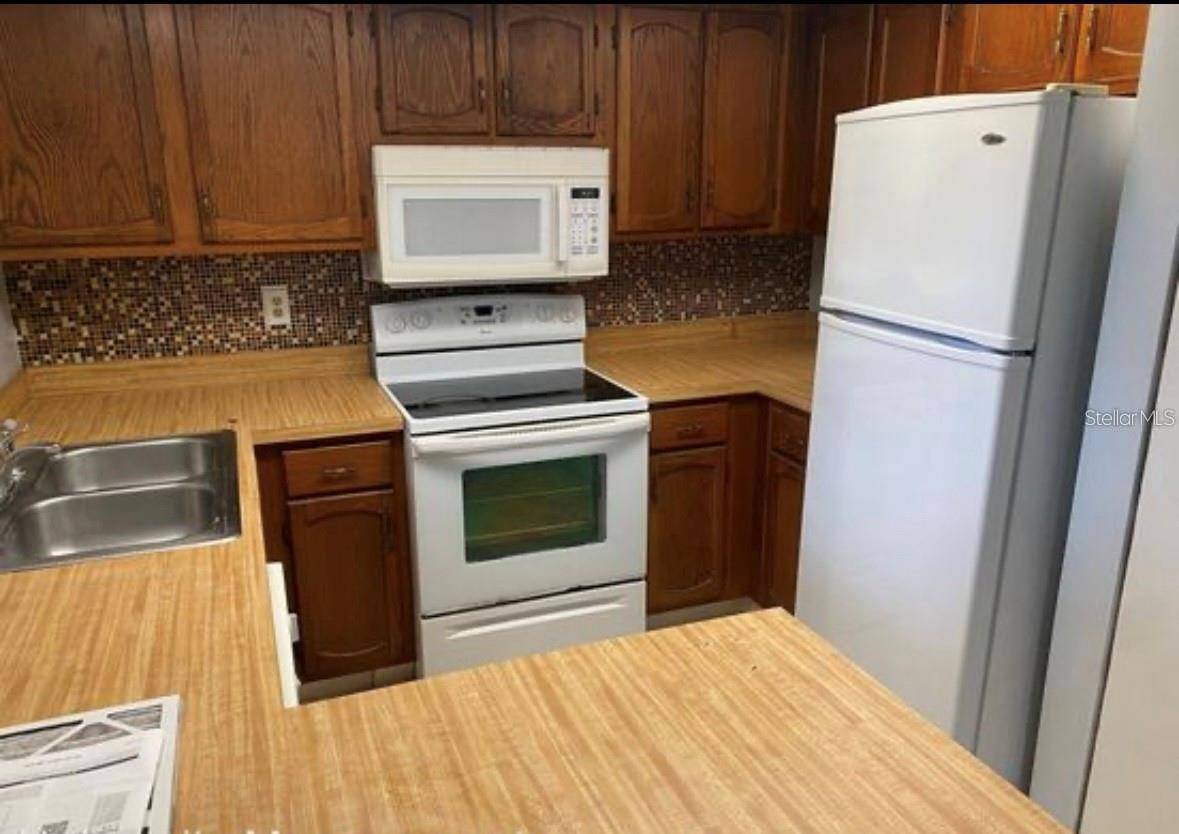 Gainesville, FL 32608,2811 SW ARCHER RD #Z249