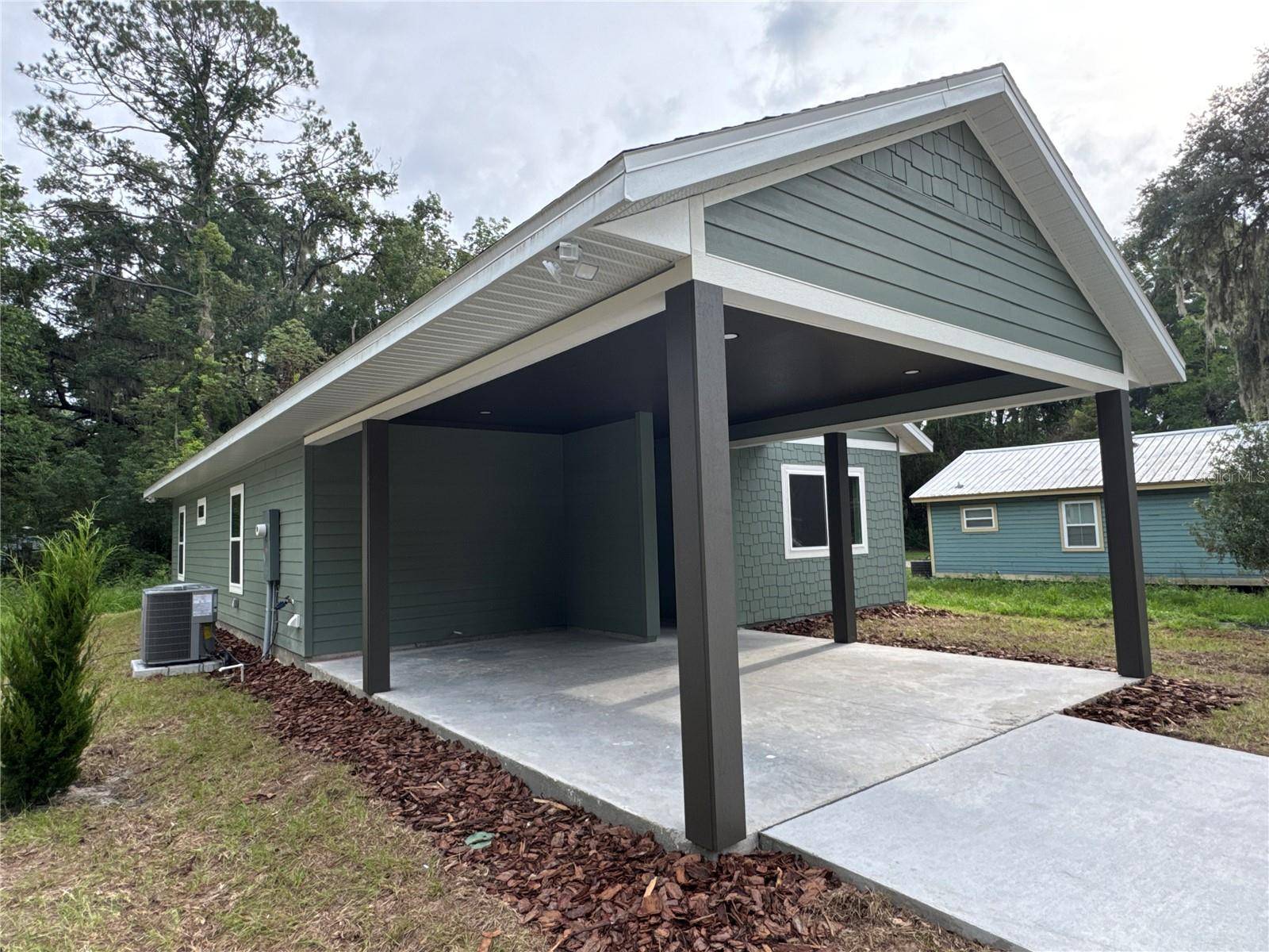 Gainesville, FL 32641,1520 NE 1ST AVE