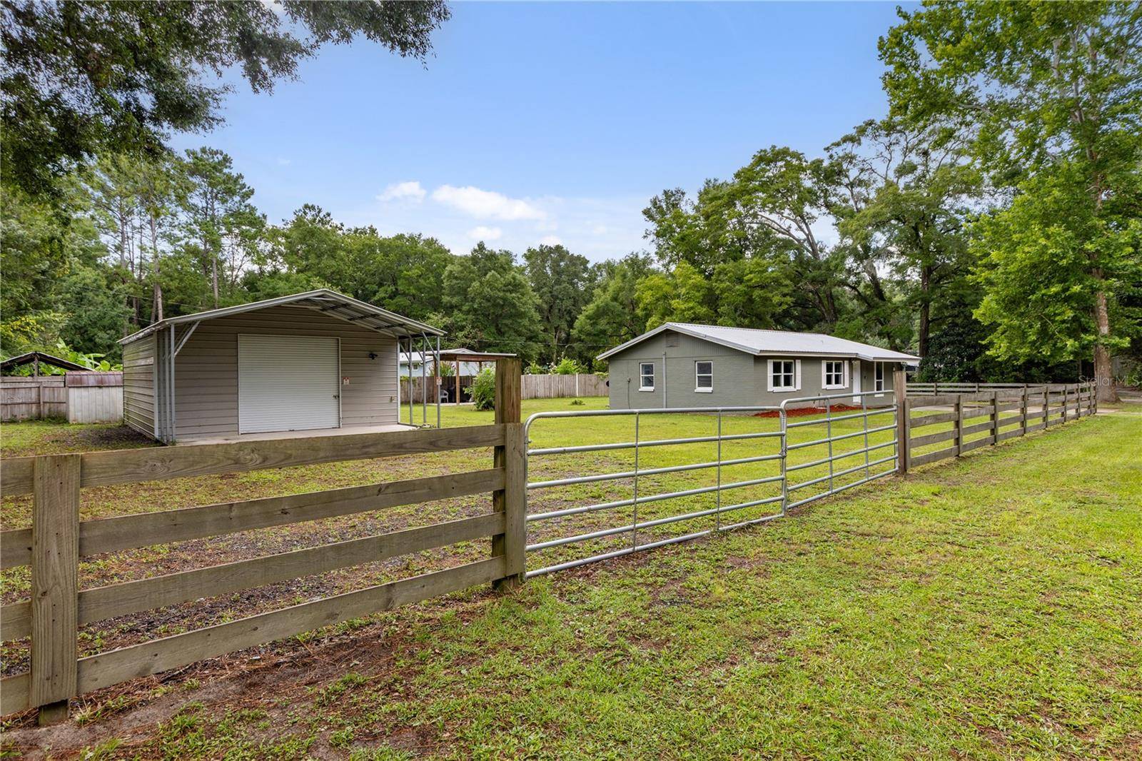 High Springs, FL 32643,18245 NW 235TH ST