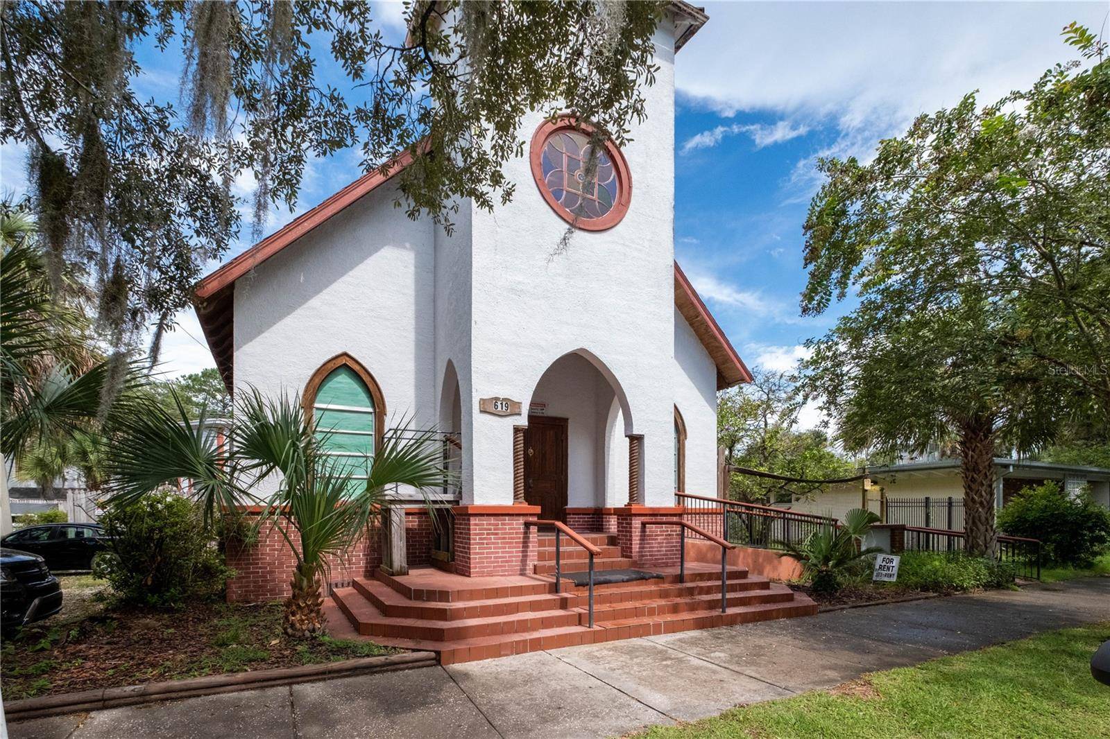 Gainesville, FL 32601,619 NE 1ST ST