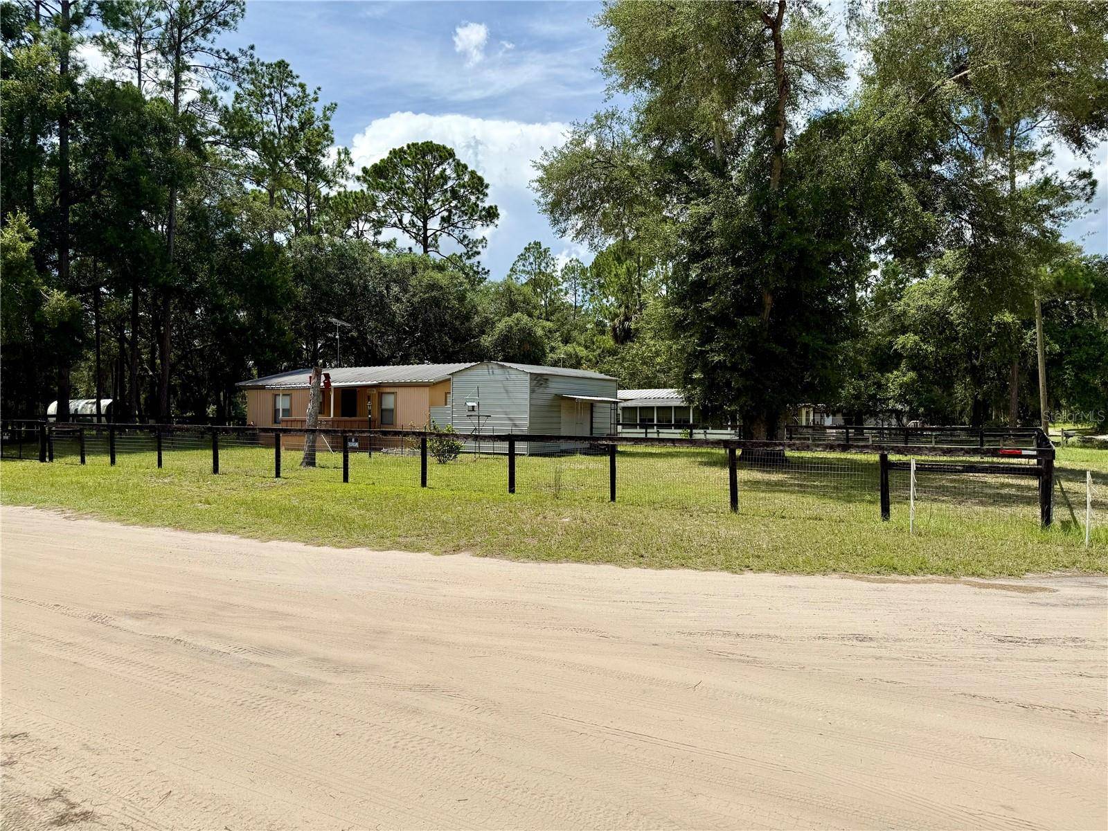 Fort Mc Coy, FL 32134,15250 NE 107TH TERRACE RD