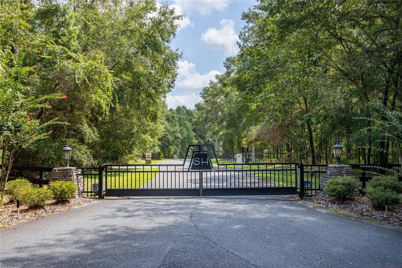 Silver Springs, FL 34488,6161 NE 43RD LANE RD