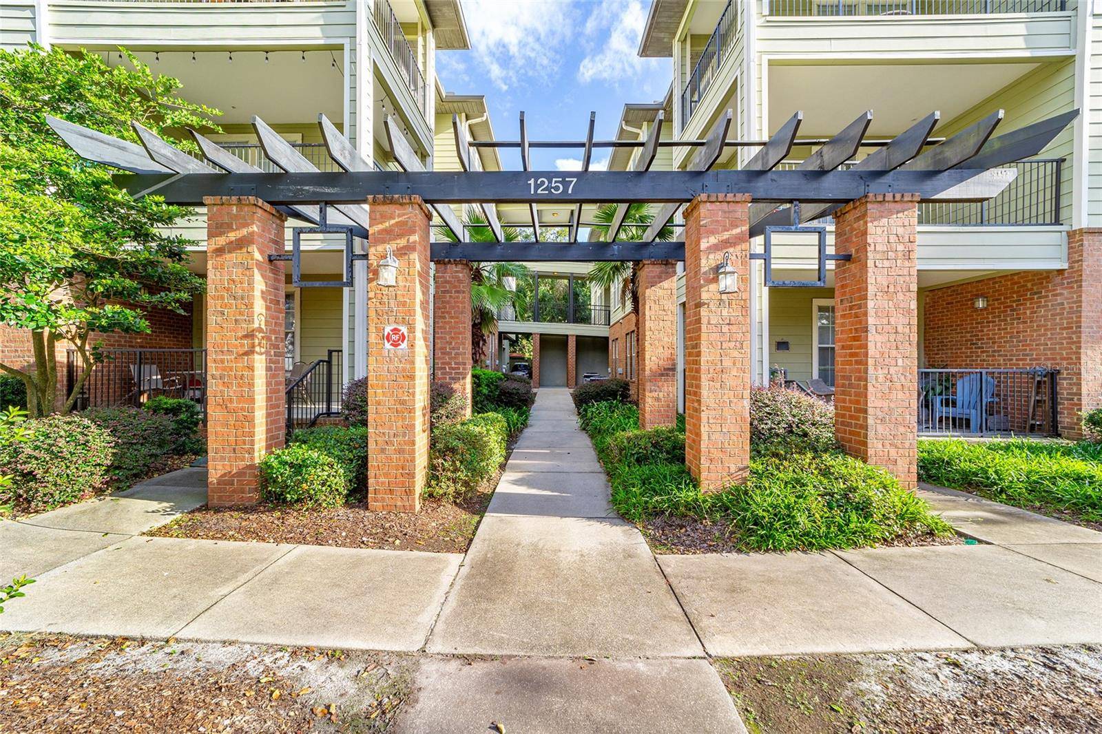 Gainesville, FL 32601,1257 SW 9TH RD #109