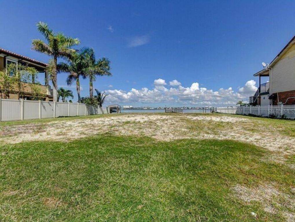 St Pete Beach, FL 33706,1100 BOCA CIEGA ISLE DR