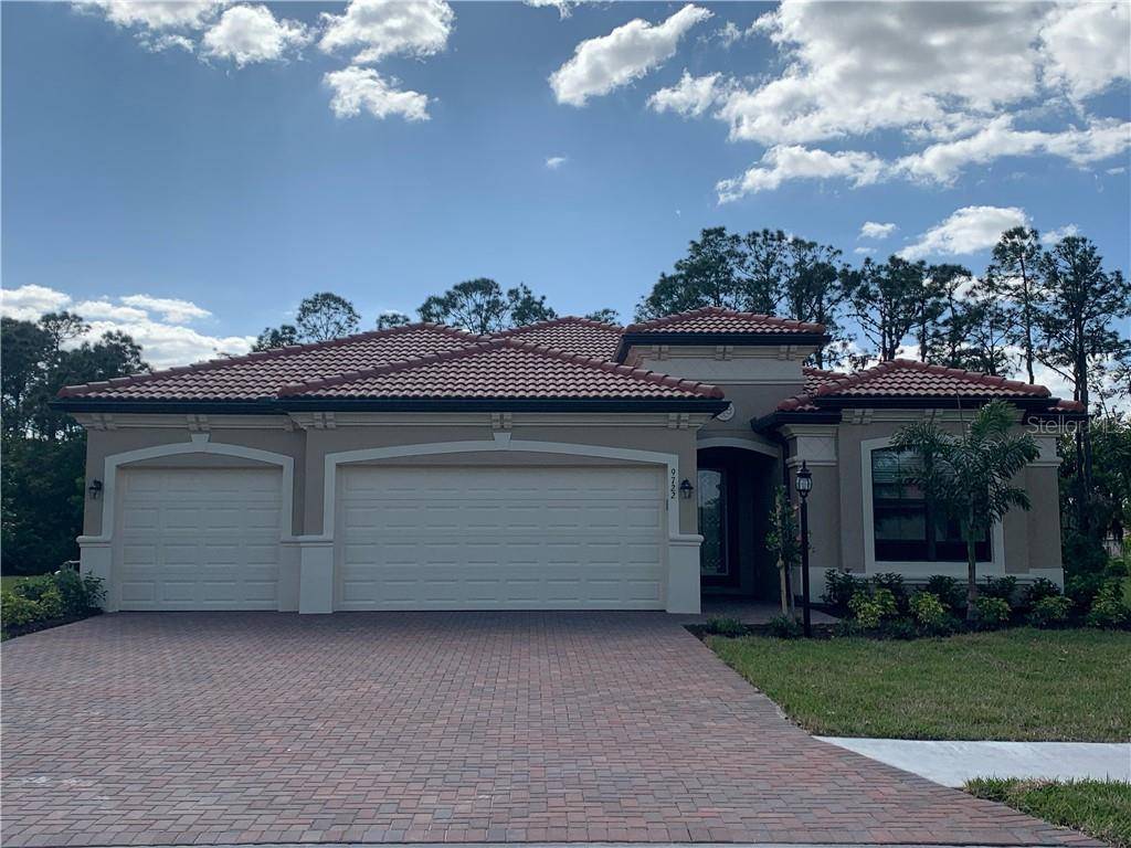 Bradenton, FL 34211,9722 CARNOUSTIE PL