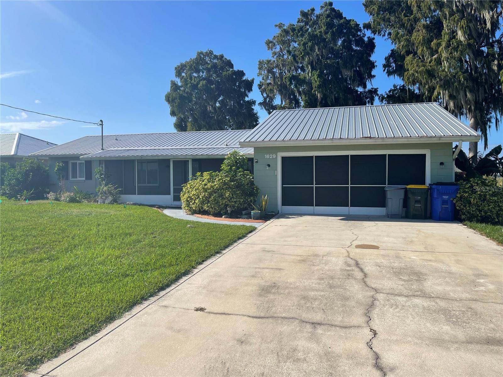 Lorida, FL 33857,1629 HERON DR S