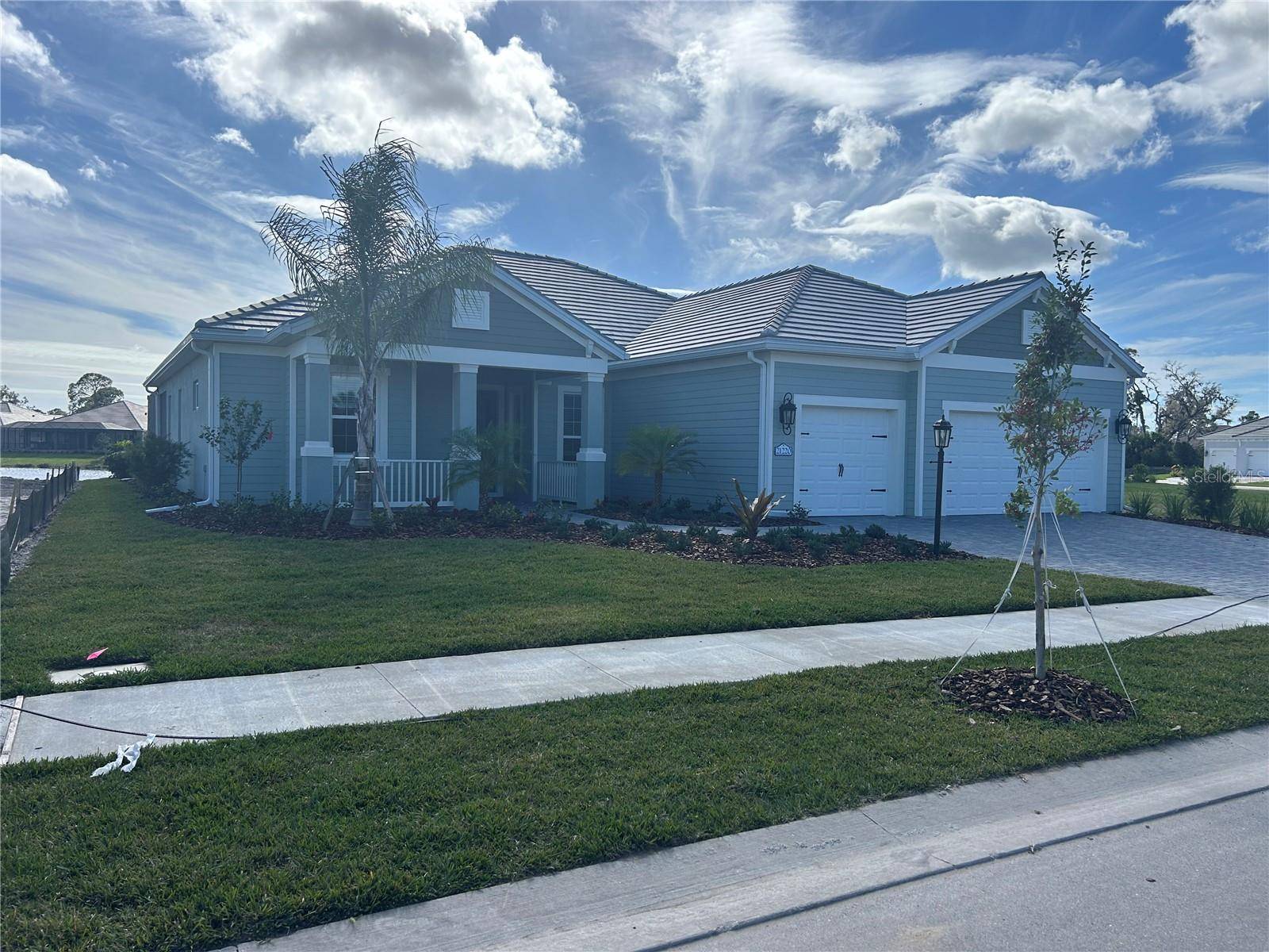 Venice, FL 34293,21220 HOLMES CIR