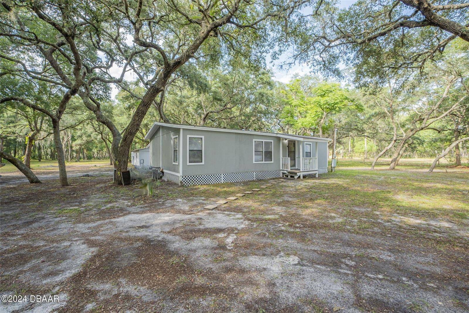 Pierson, FL 32180,848 E WASHINGTON AVE