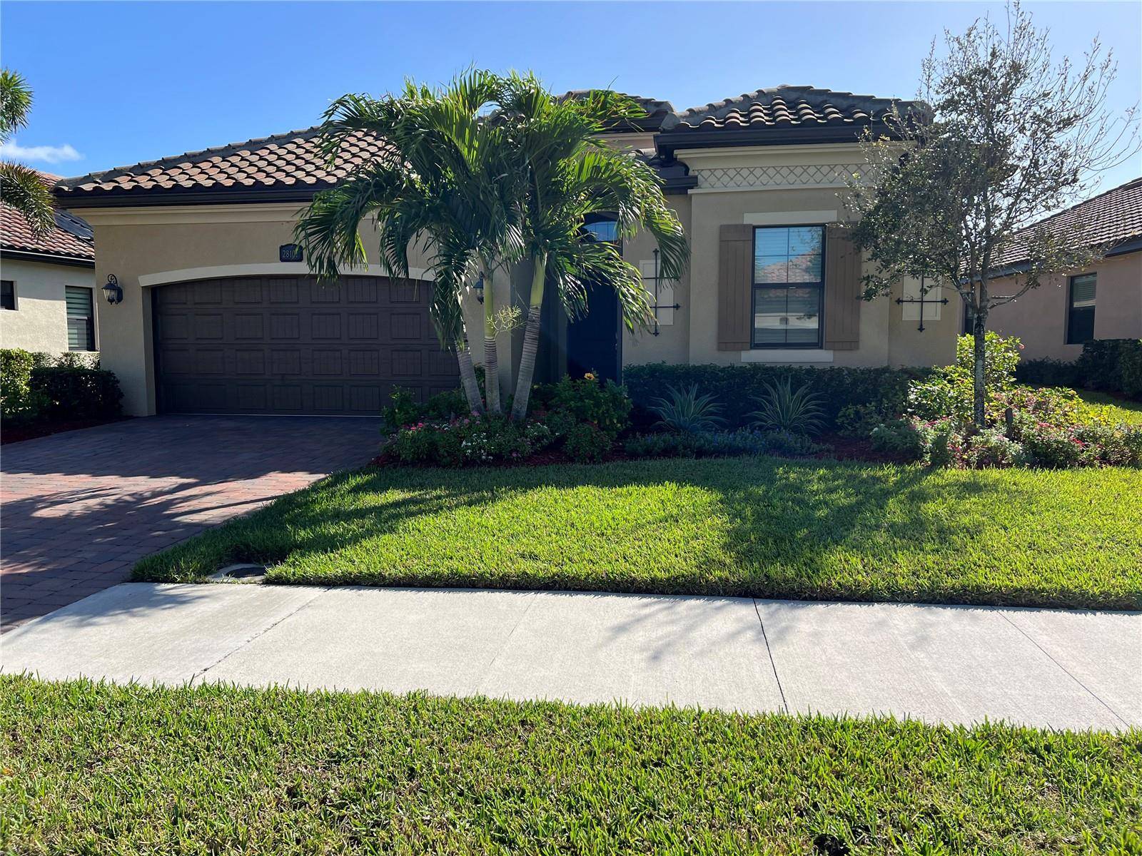 Bonita Springs, FL 34135,28101 FOXROCK CT