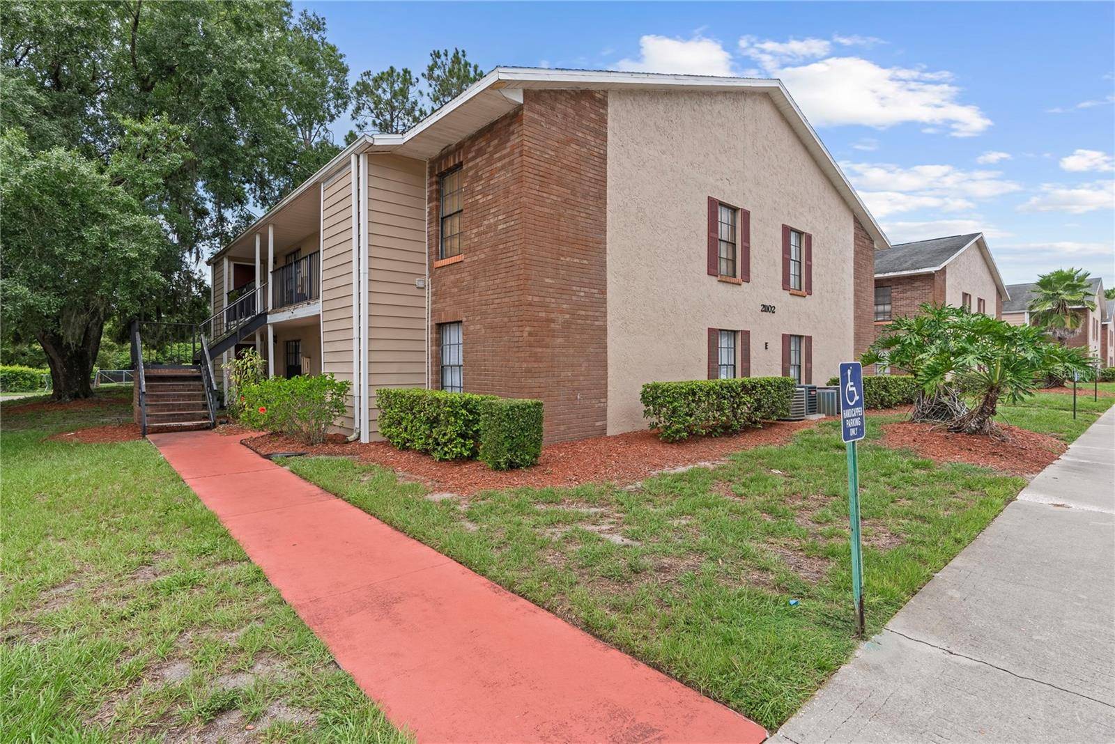 Land O Lakes, FL 34638,21102 VOYAGER BLVD #3