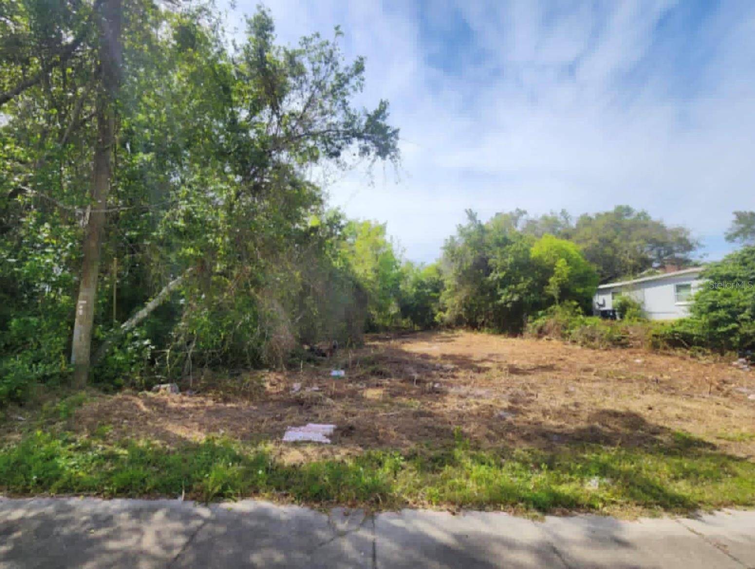 Deltona, FL 32725,1188 E LOMBARDY DR