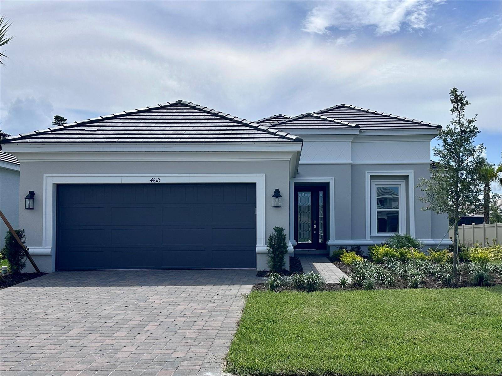 Wesley Chapel, FL 33543,4618 ISONZO WAY