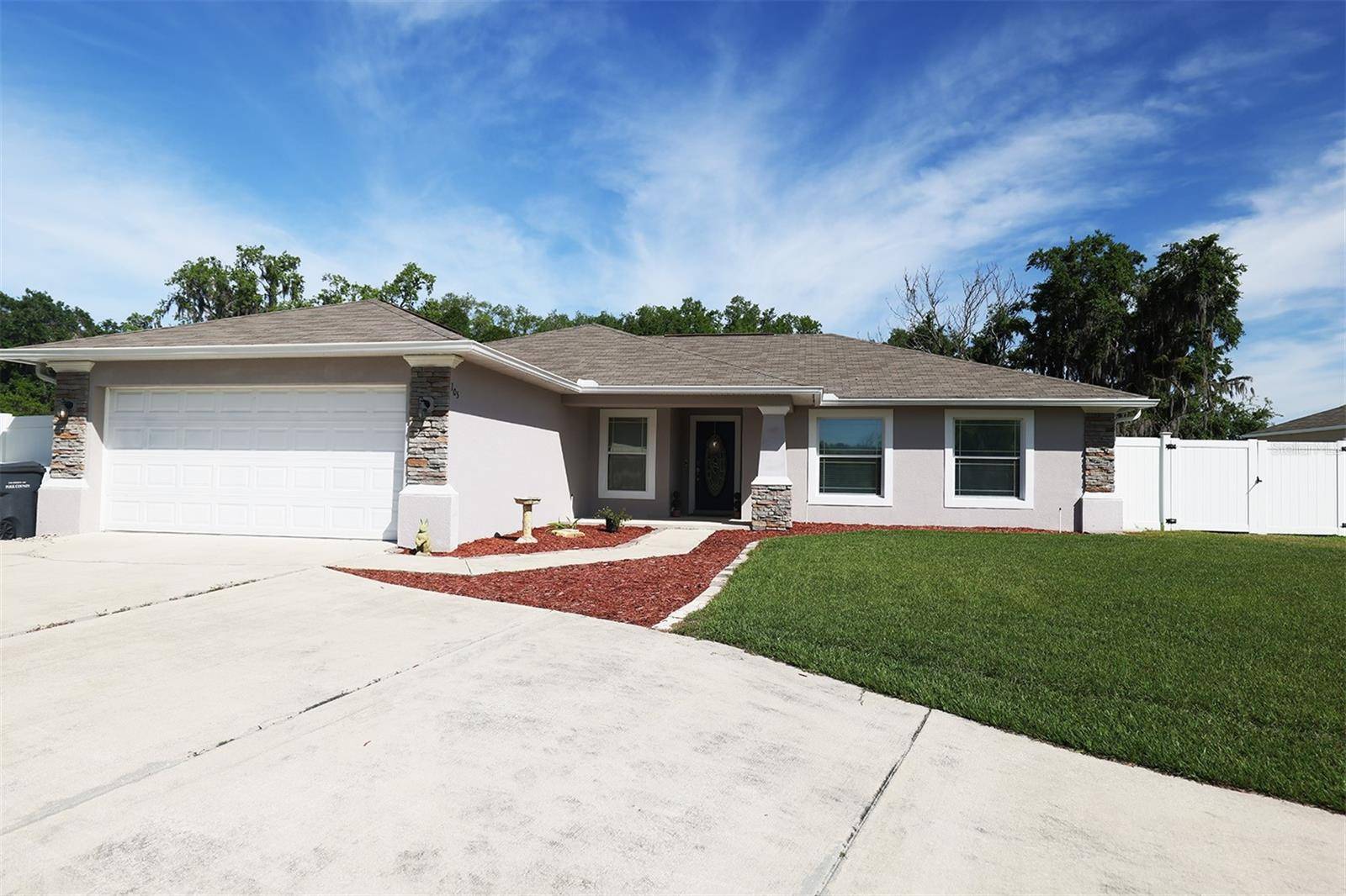 Winter Haven, FL 33880,105 MAJESTIC GARDENS CT