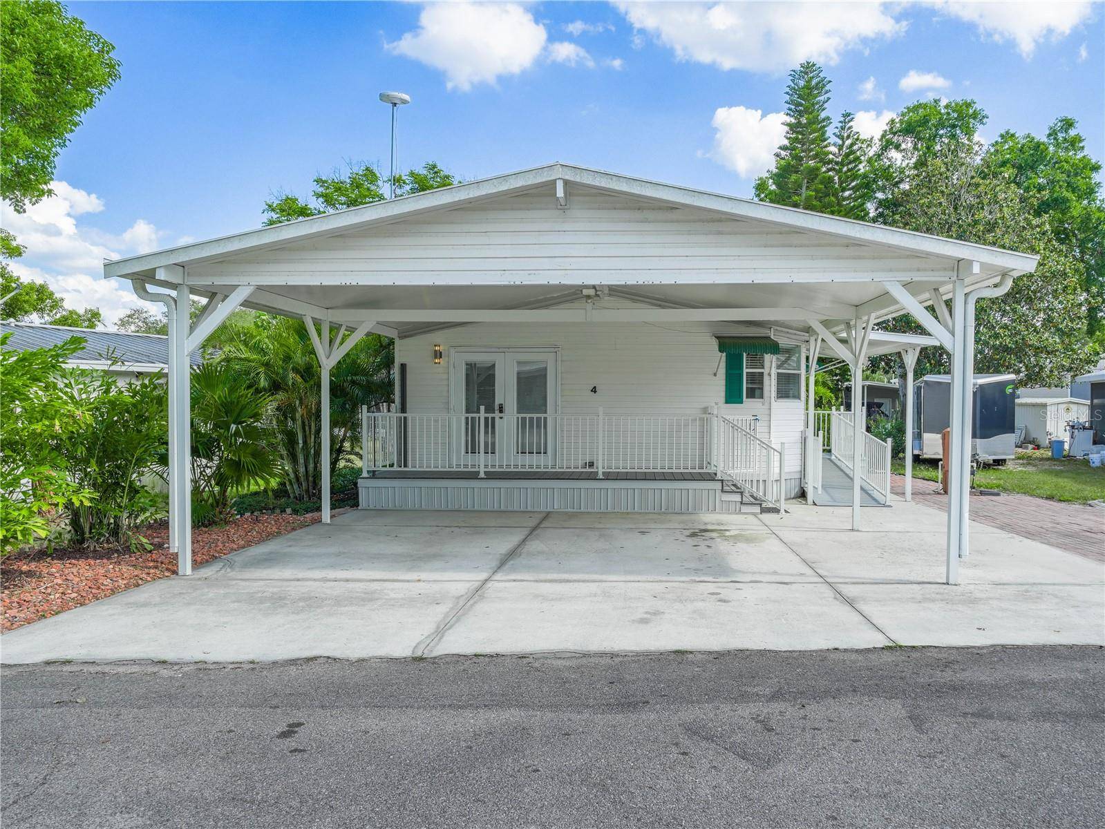 Lake Wales, FL 33898,4 STONEFLY CIR