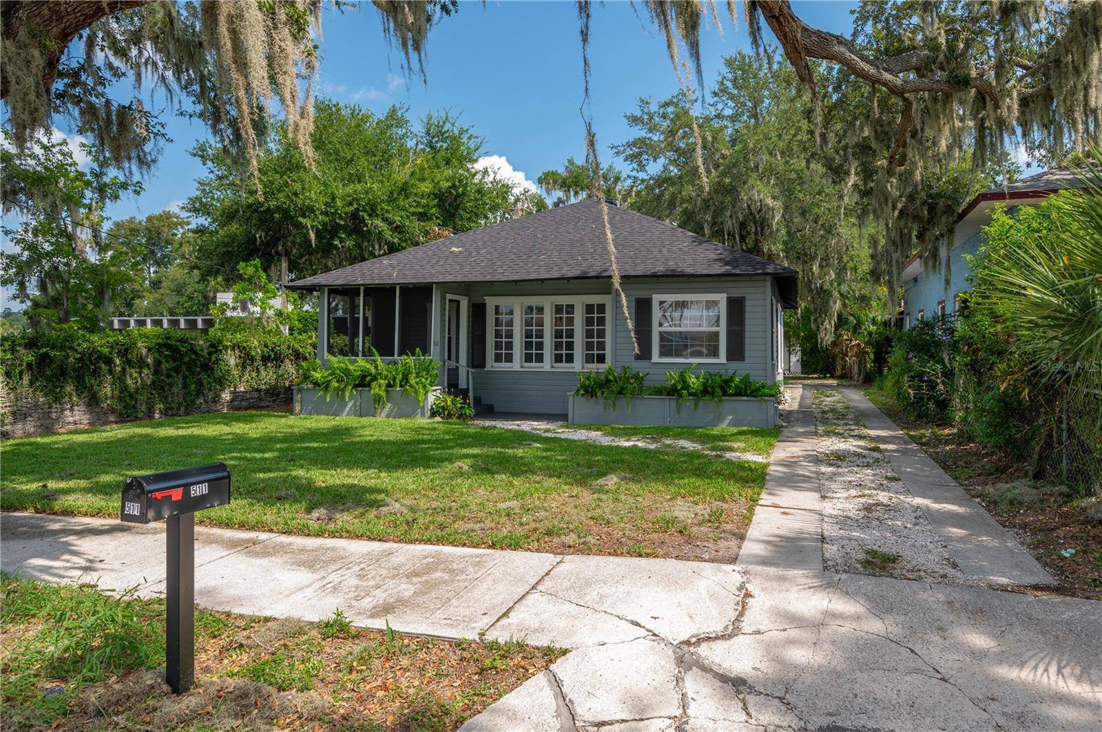 Winter Haven, FL 33881,511 AVENUE G NW
