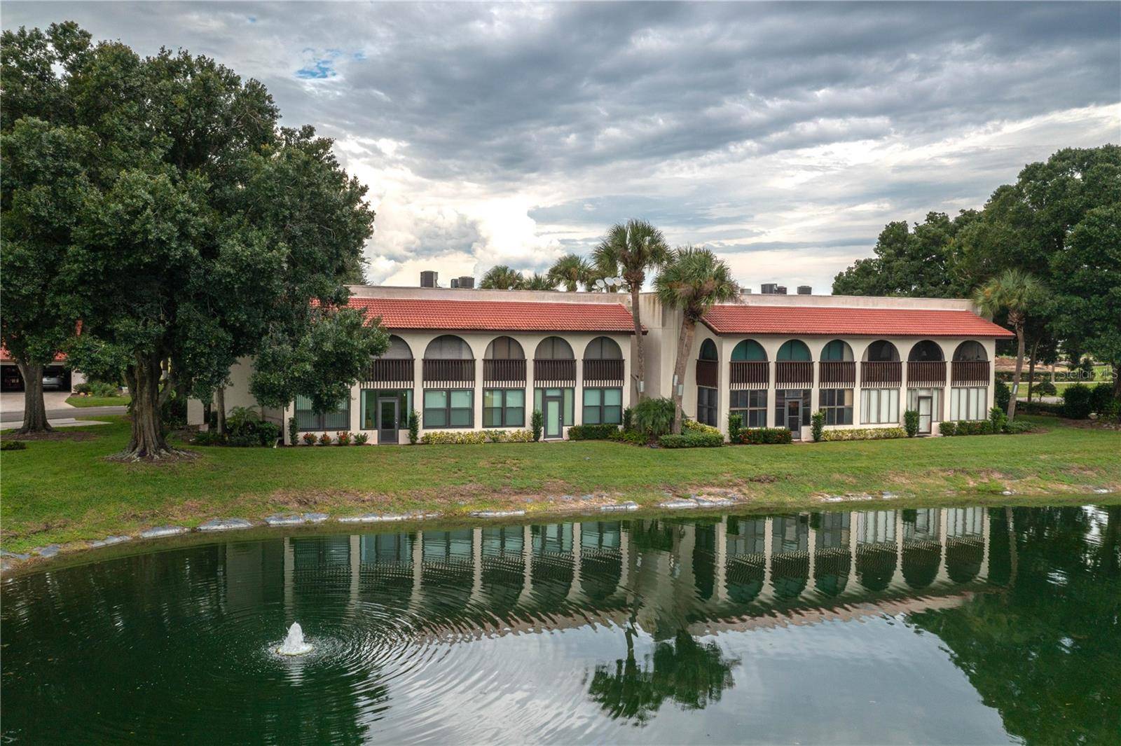 Lake Wales, FL 33898,8203 VILLAGE DR #8203