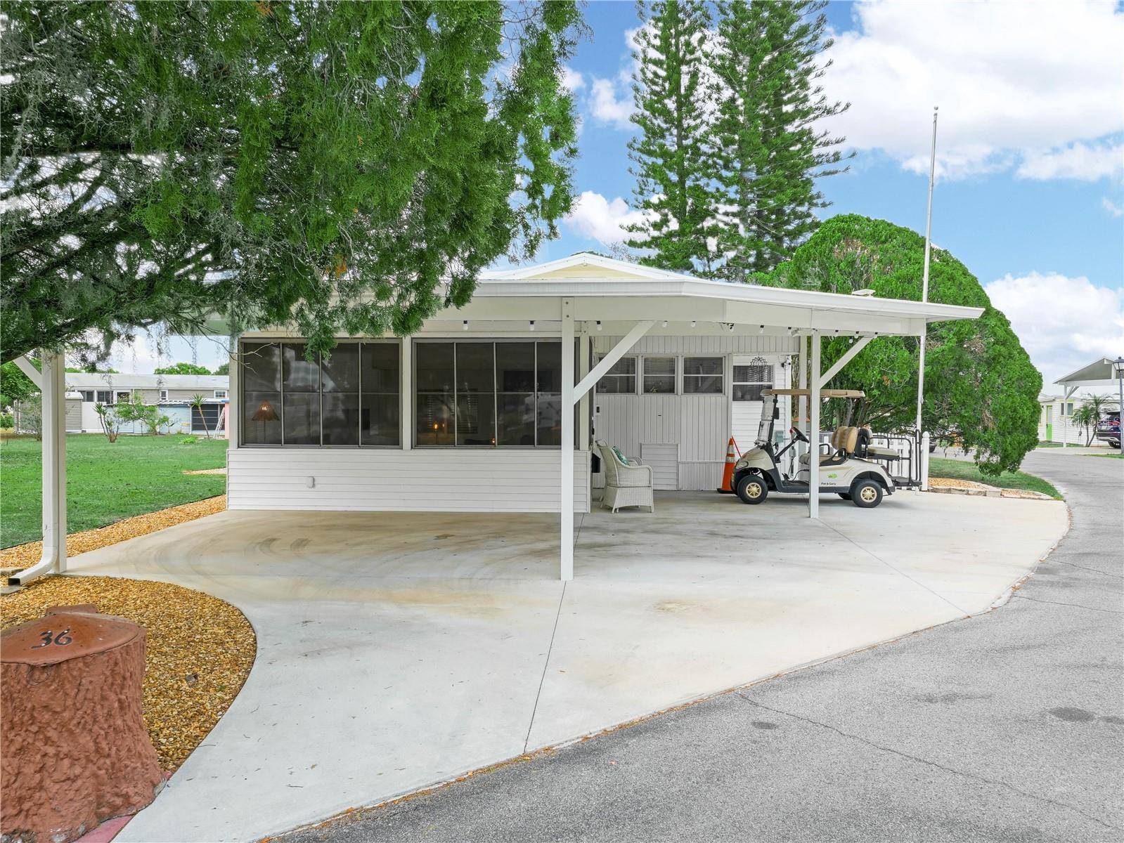 Lake Wales, FL 33898,36 SADDLEBAG TRL S