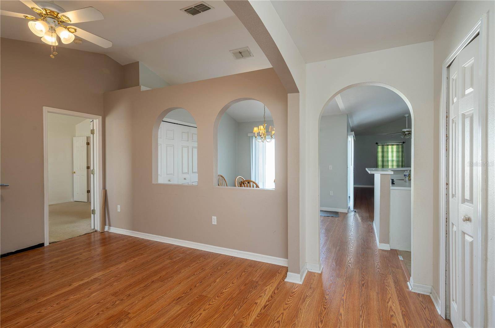 Kissimmee, FL 34759,644 CRANE DR