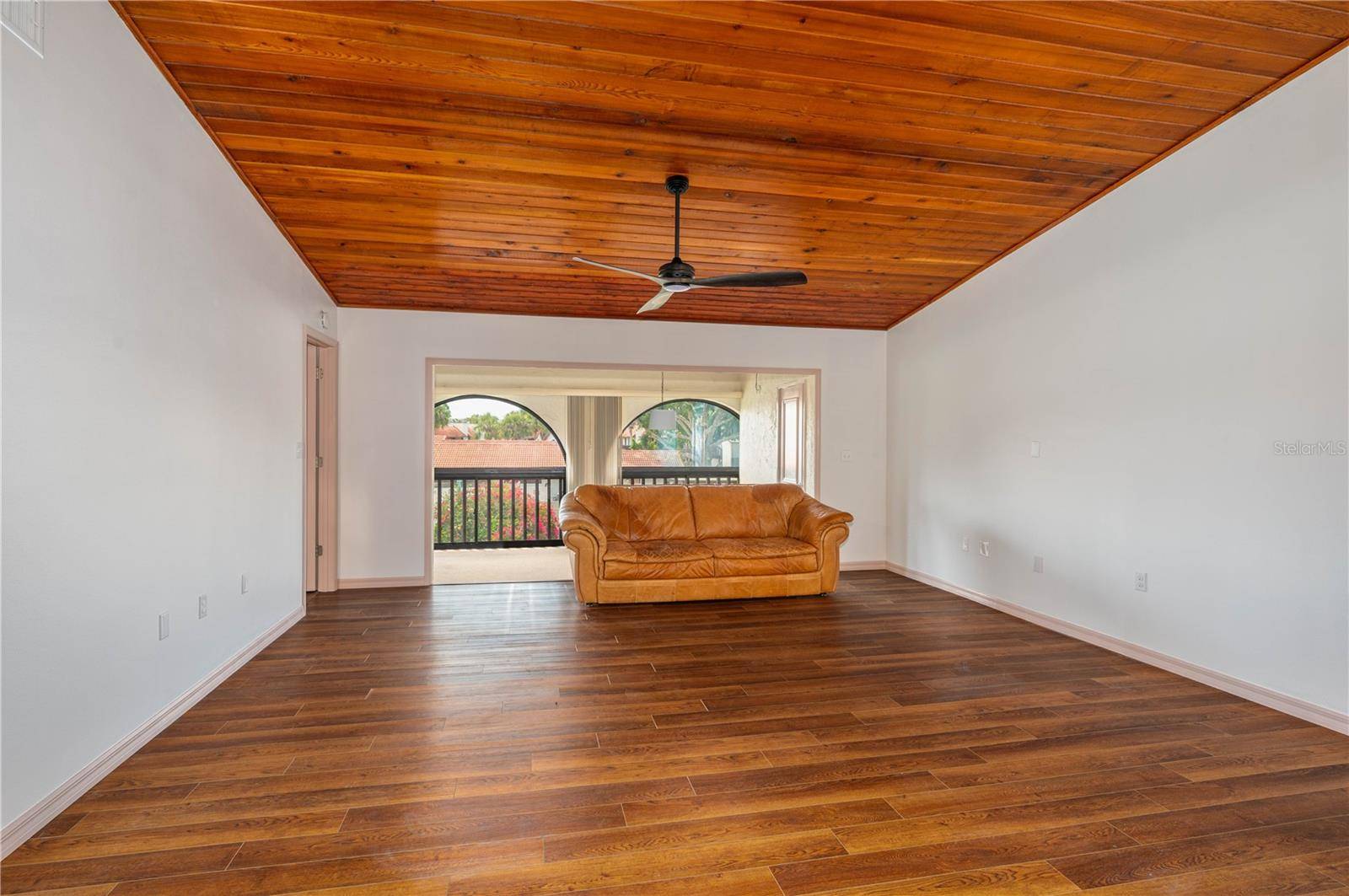 Lake Wales, FL 33898,6201 COUNTRY CLUB DR #21