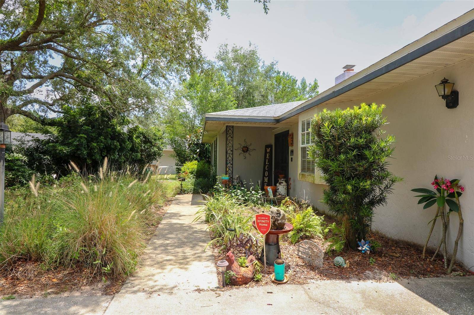 Lake Wales, FL 33898,882 REDWOOD WAY