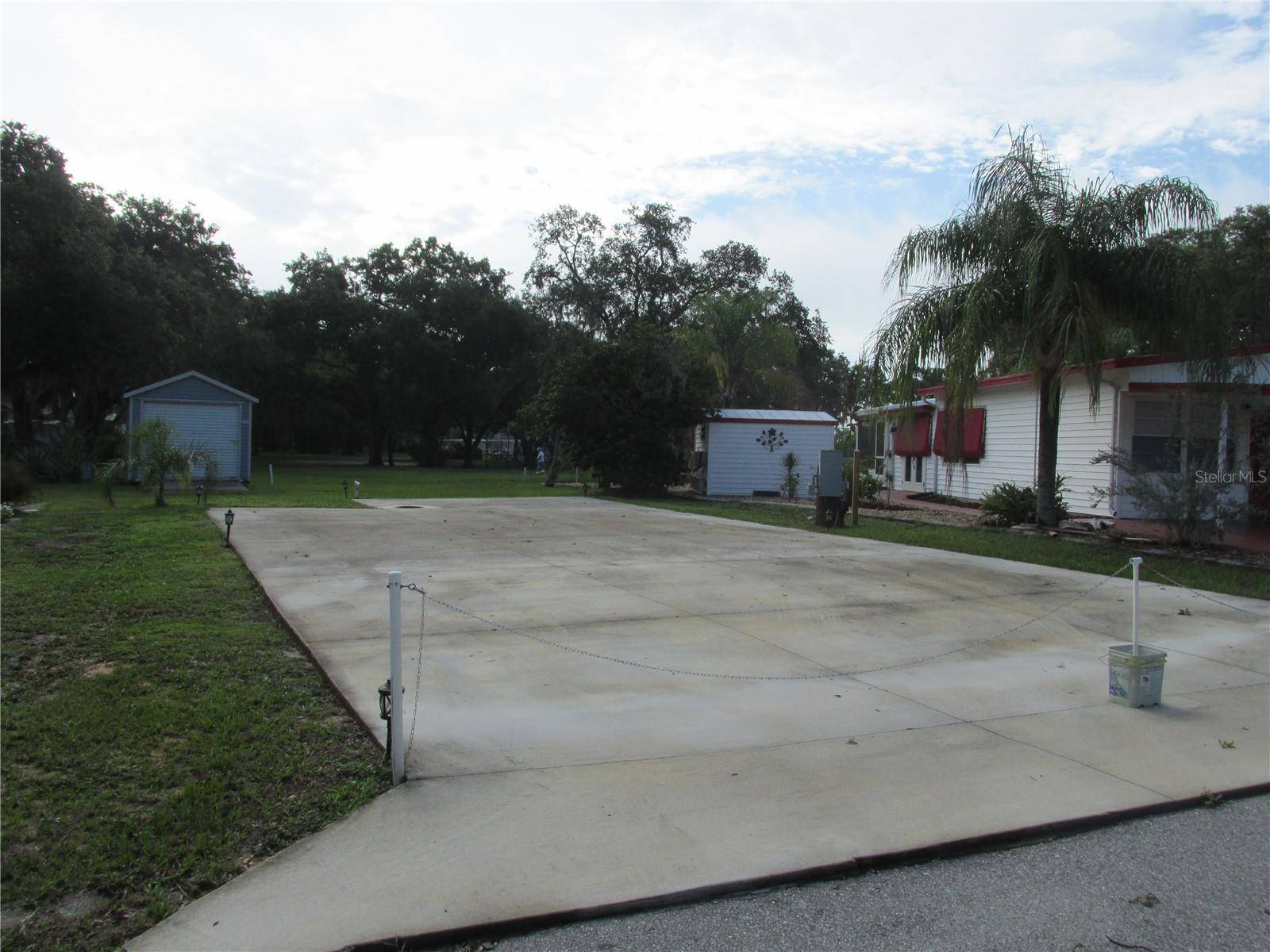 Lake Wales, FL 33898,33 SILVER DOCTOR LN