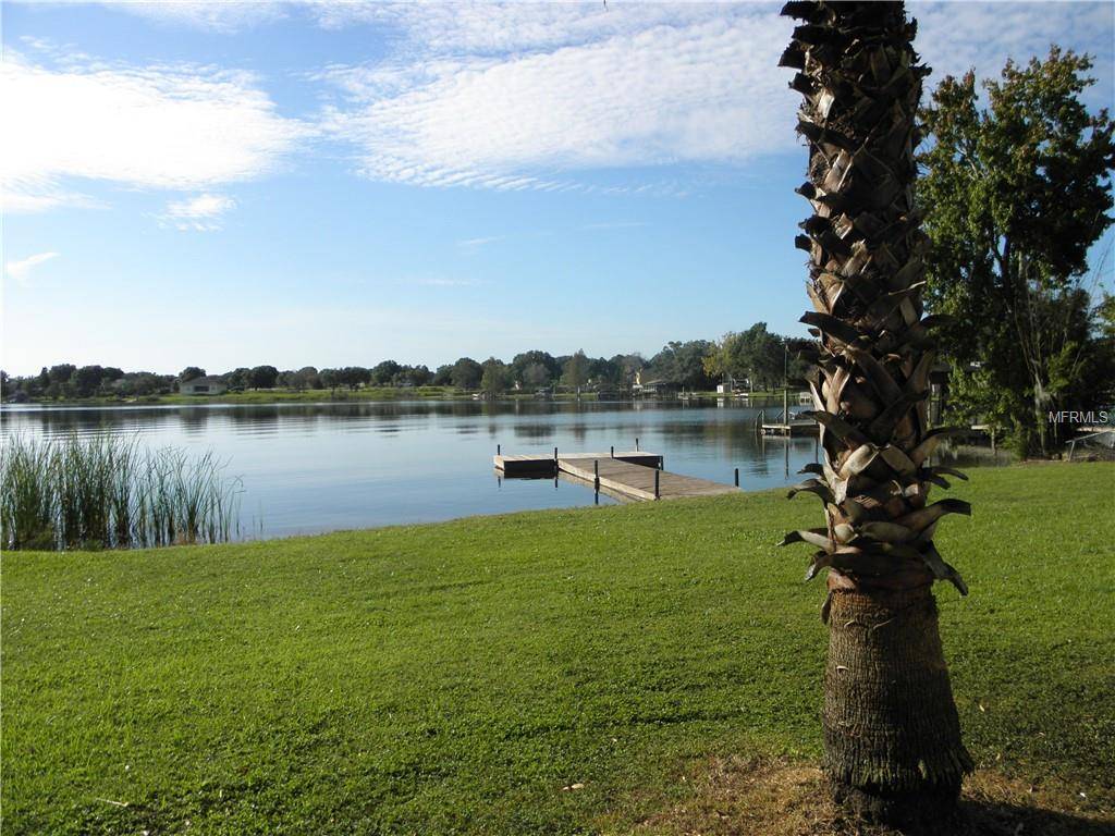 Polk City, FL 33868,329 LAKESHORE CT