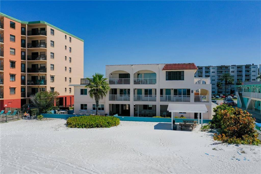 North Redington Beach, FL 33708,17300 GULF BLVD #5