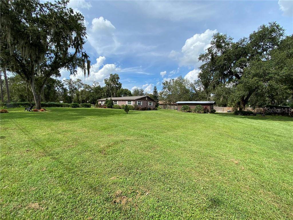 Lakeland, FL 33811,4105 PINETREE LN S