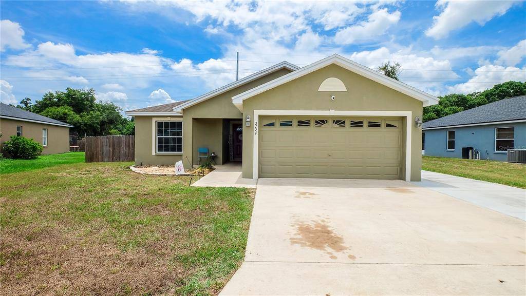 Mulberry, FL 33860,2724 OAK HAMMOCK LOOP