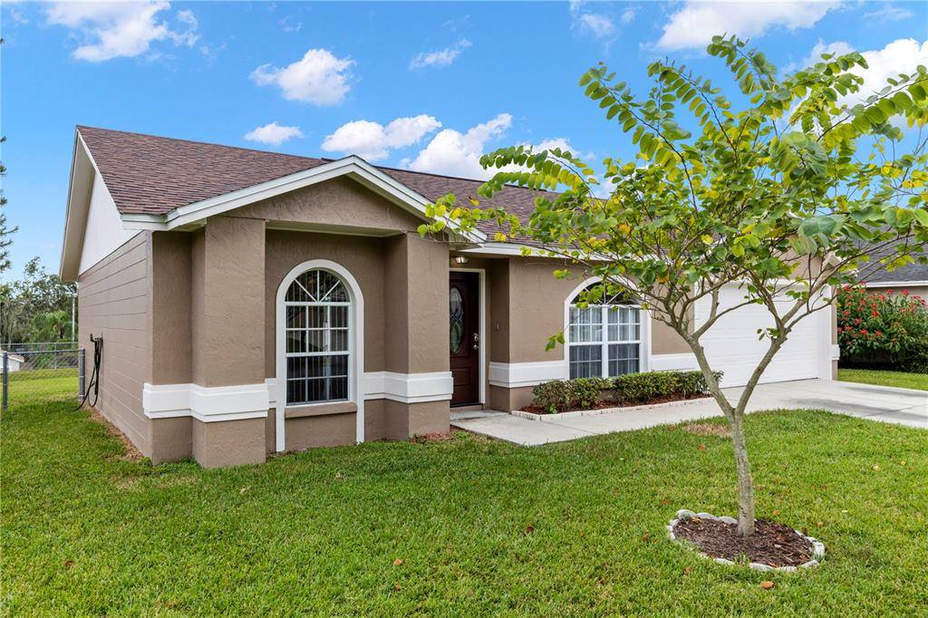 Lakeland, FL 33813,420 EMERALD COVE LOOP