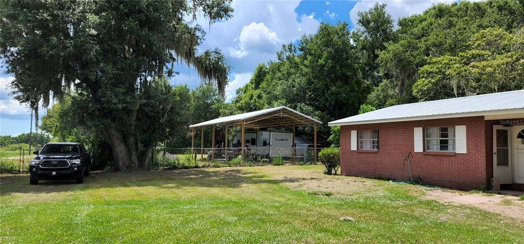 Lithia, FL 33547,8225 CAREY RD