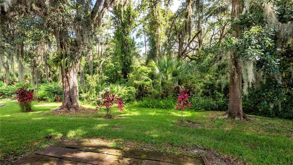 Lakeland, FL 33811,1702 BIRCHWOOD LOOP