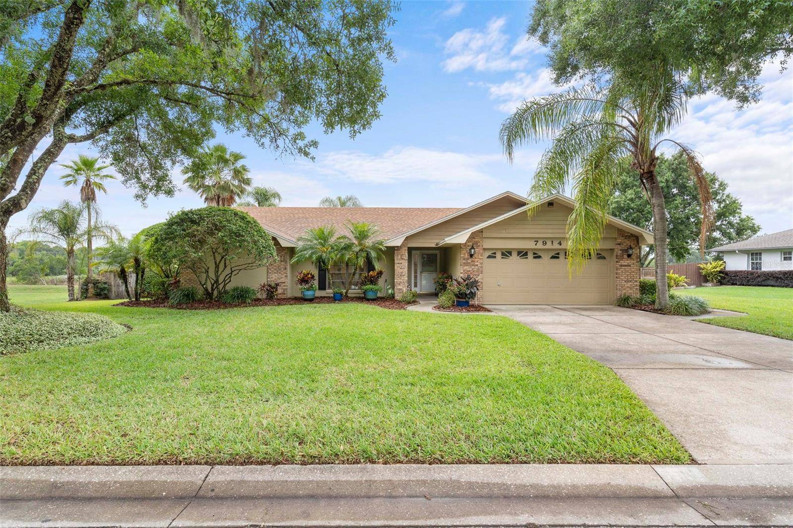 Lakeland, FL 33810,7914 RIDGE POINTE DR W