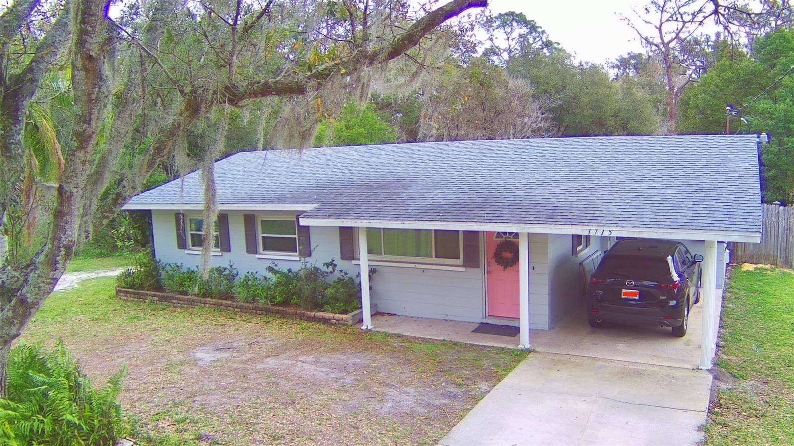 Lakeland, FL 33810,1715 WALKER RD