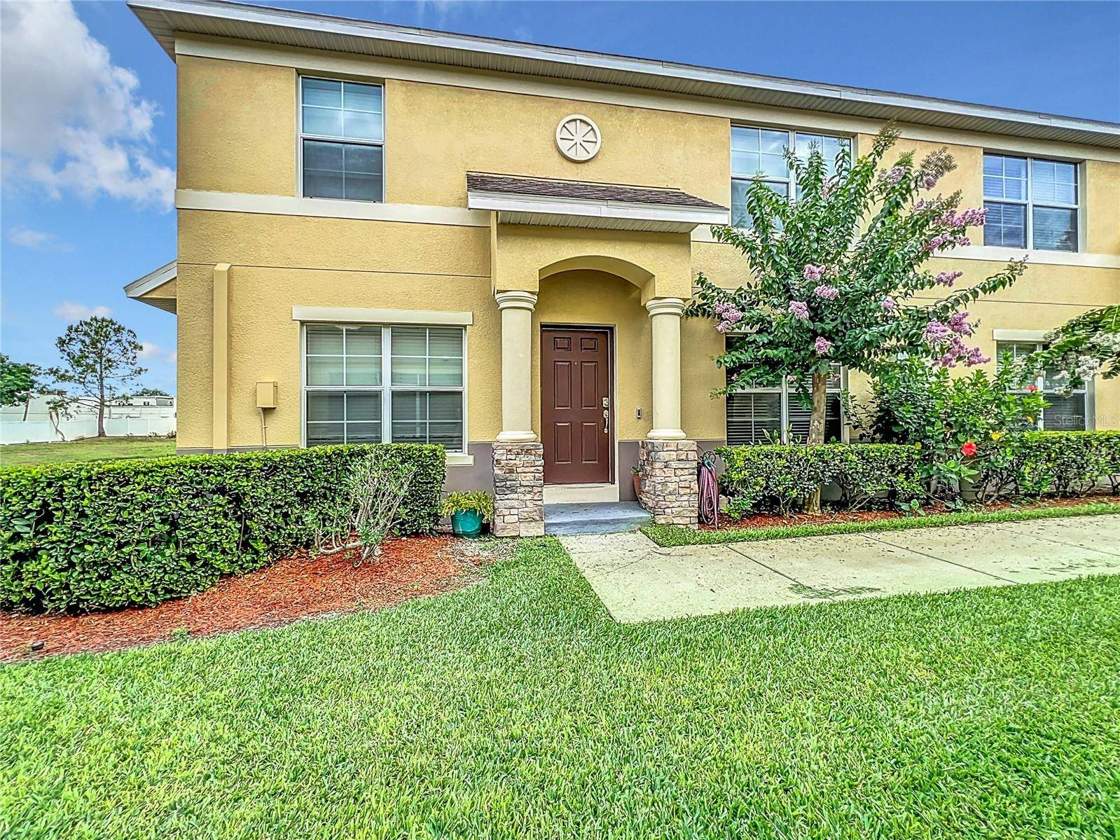 Lakeland, FL 33809,519 SANDSTONE ST