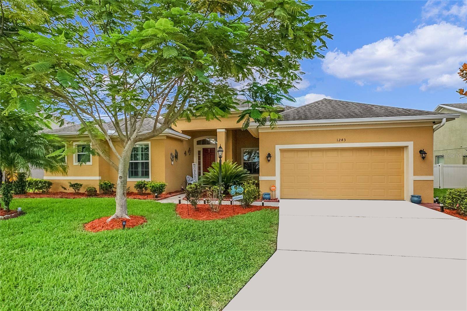 Lakeland, FL 33813,1243 EVERGREEN PARK CIR