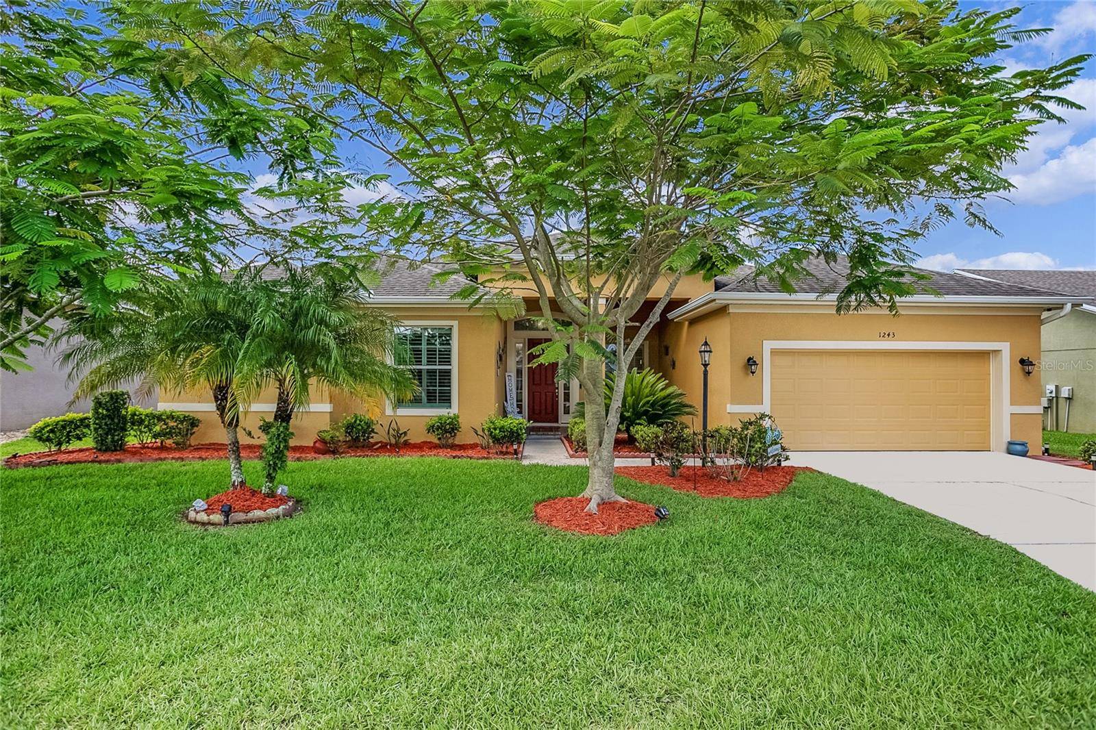 Lakeland, FL 33813,1243 EVERGREEN PARK CIR