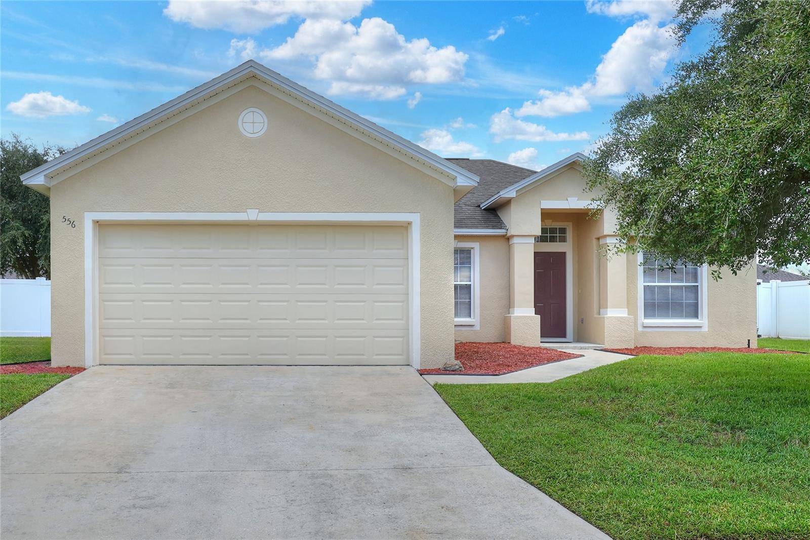 Lakeland, FL 33809,556 LEXI LN