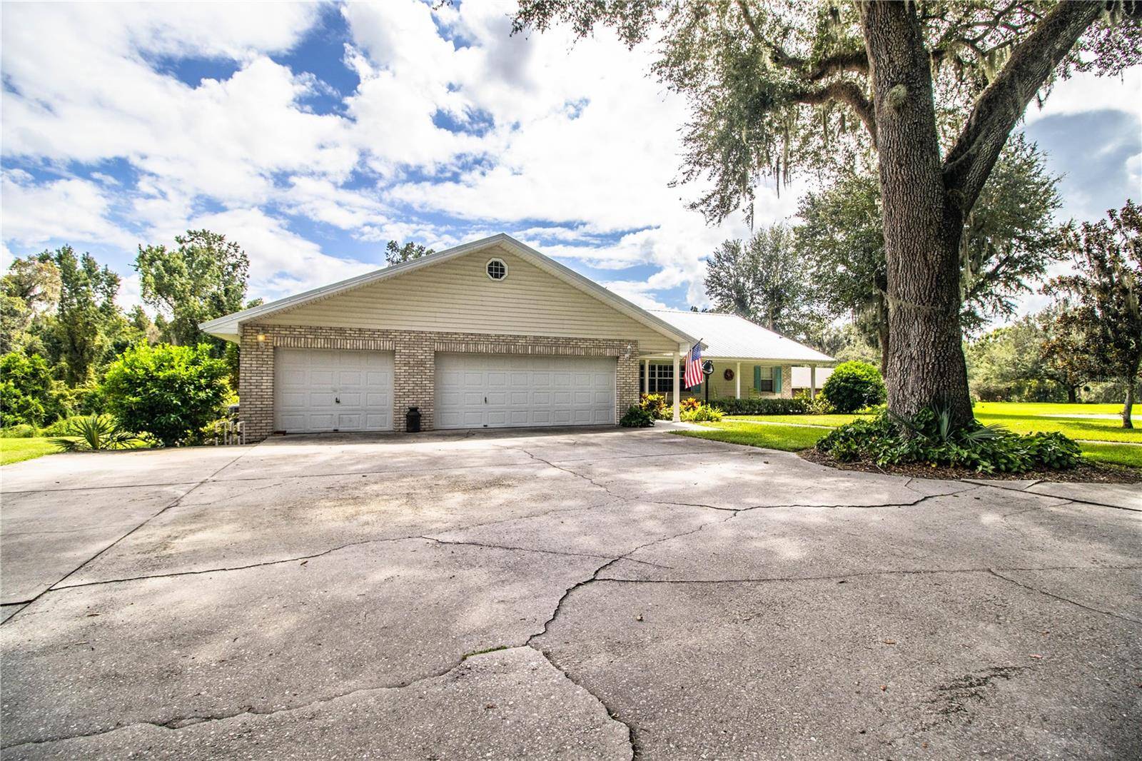 Fort Meade, FL 33841,310 WILLOW OAK CT