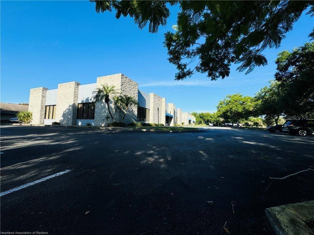 Lake Placid, FL 33852,346 E ROYAL PALM ST