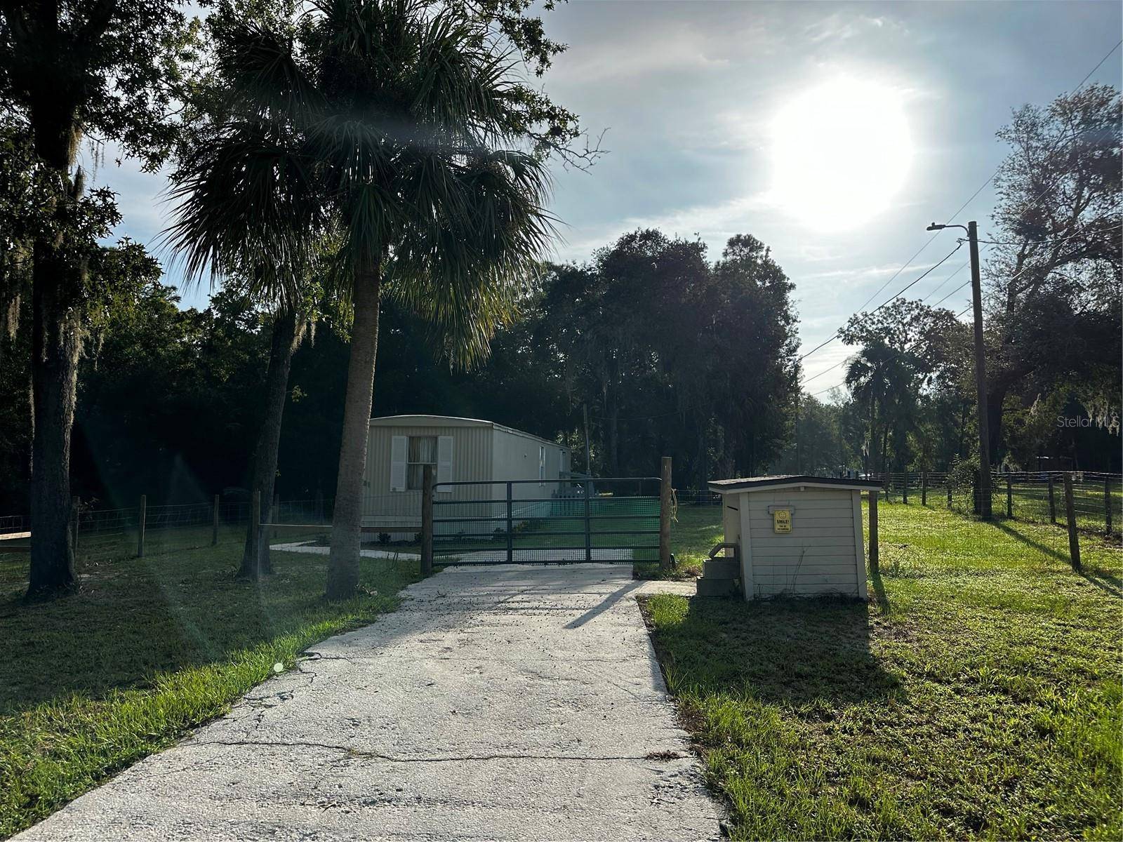Homosassa, FL 34448,991 S SKYWAY AVE
