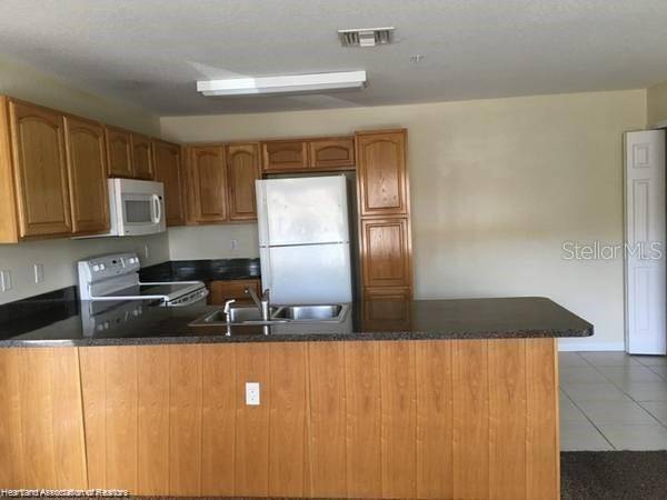 Avon Park, FL 33825,1009 W PLEASANT ST #1